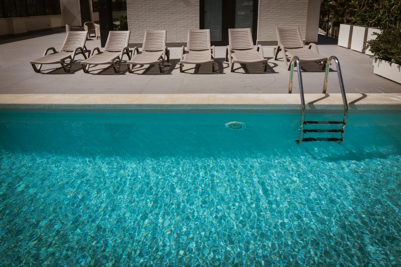 Apartamento Modern Sea Front Sea Waves Alicante Exterior foto